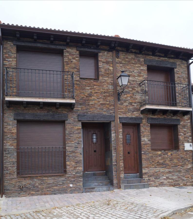 Puente Viejo De Buitrago Casa Enebro Apartment Buitrago del Lozoya Bagian luar foto
